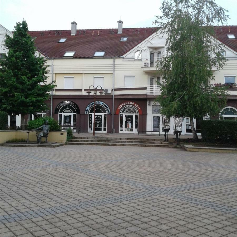 Mary Apartment Siofok Exterior photo
